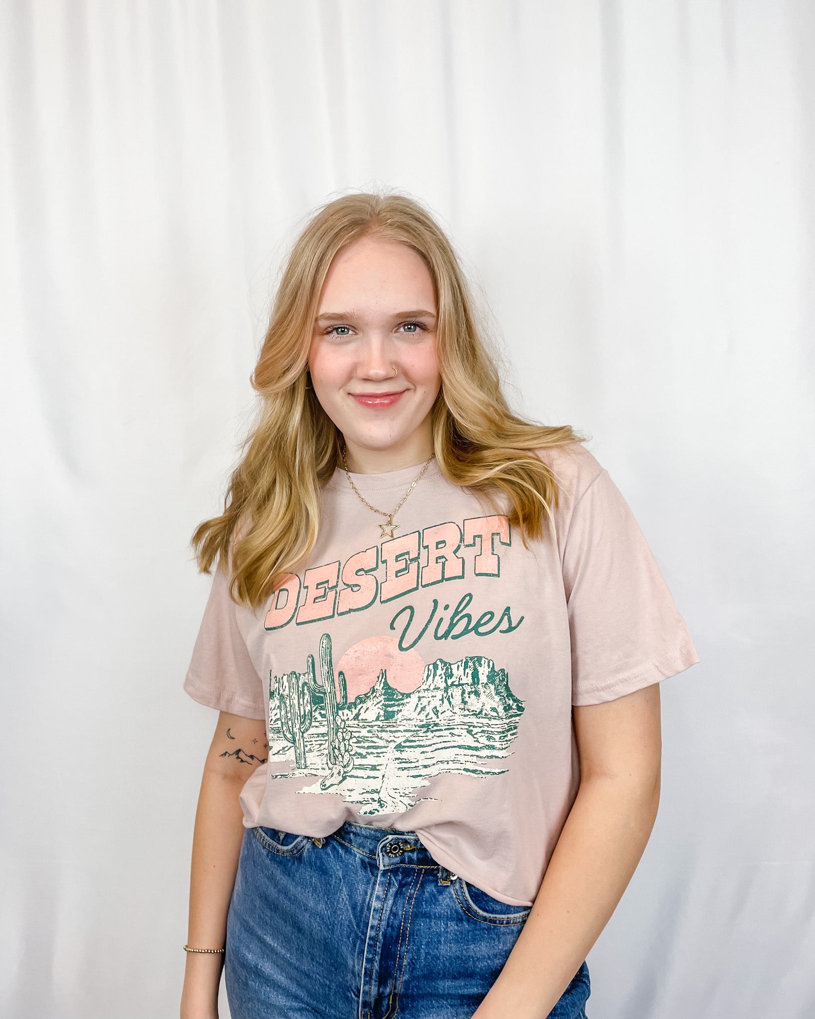 Desert Vibes Cropped Graphic Tee - Rose - Hope + Freya