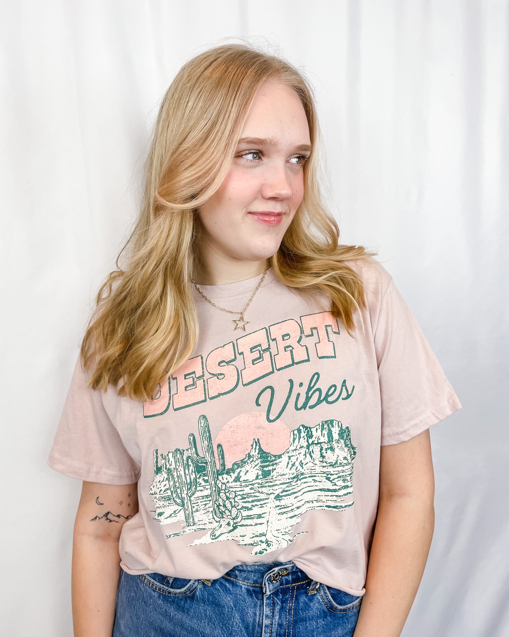 Desert Vibes Cropped Graphic Tee - Rose - Hope + Freya