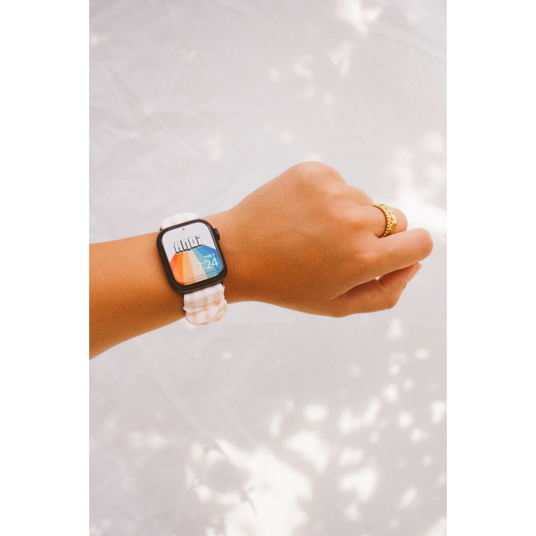 Scrunchie Apple Watch Band - Sandcastle - Hope + Freya